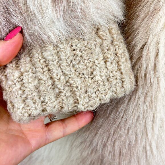 Vintage D'Espririt Faux
Fur Jacket Knit Collar, Cuffs &
Accents Union Made - Picture 5 of 8